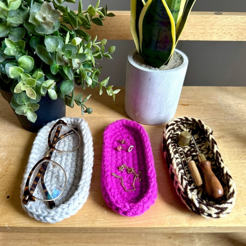 The Minimalist Glasses Tray Crochet Pattern (Beginner)