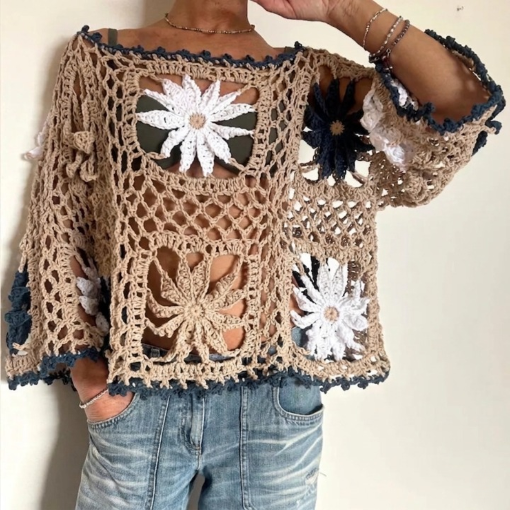 Dahlia Flowers Crochet Top Pattern (With Videos)